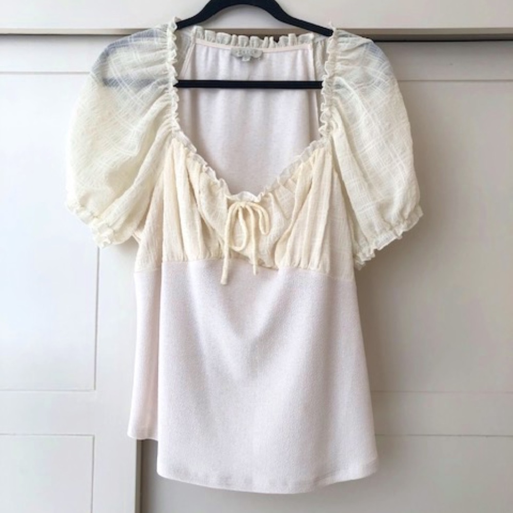 Cute Status Creamy White Short Sleeve top XL